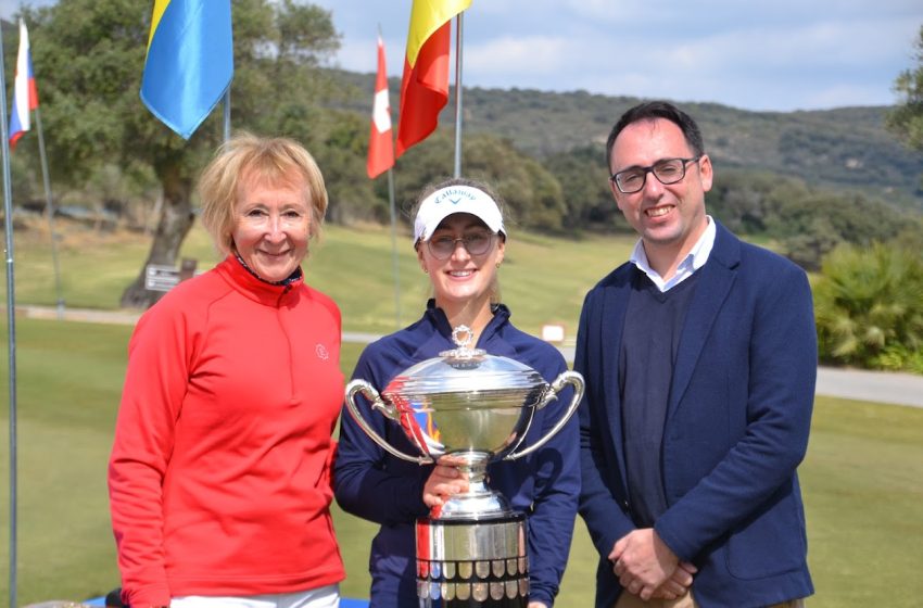  Nora Sundberg triunfa en Sotogrande y alza la Copa de la Reina 2023